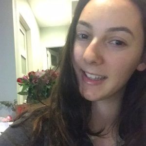 Meet your Posher, Lilia